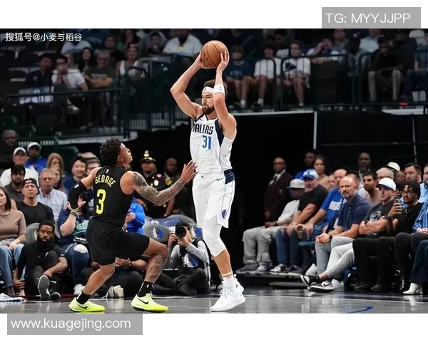 26.2%到50%！独行侠弃用汤普森首发，战术调整或助其状态回春